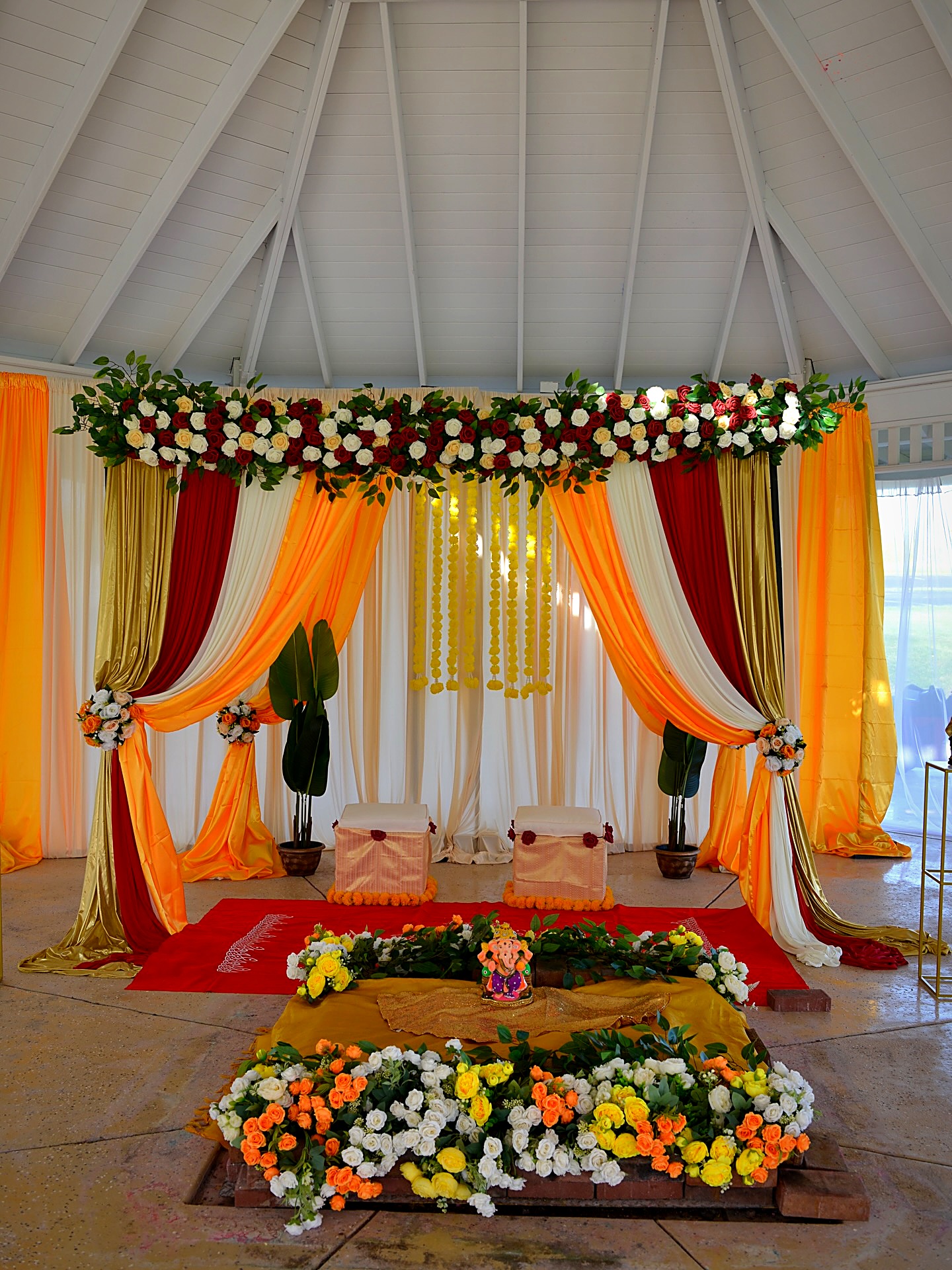 Deity ceremony stage